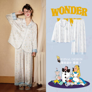 Alice's long-sleeved suit