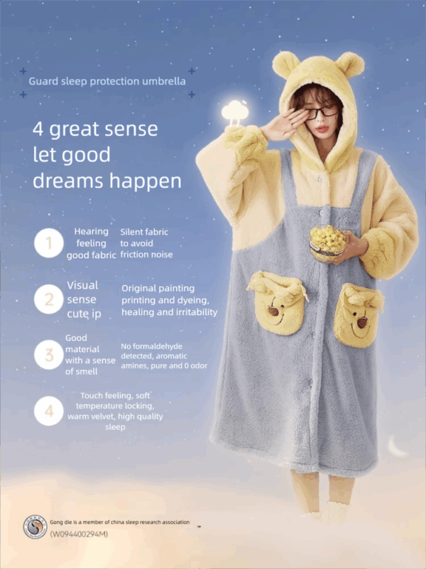 Disney Winnie the Pooh autumn and Winter pajama women's thickened warm coral fleece bathrobe home wear