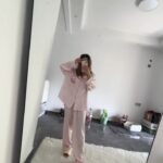 Disney Mary Cat Pajamas for spring and summer, long-sleeved casual ice silk outerwear for home wear photo review