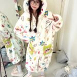 Crayon Shin-chan Coral fleece couple pajamas, women's autumn and winter warm bathrobes, home wear photo review
