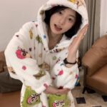 Crayon Shin-chan Coral fleece couple pajamas, women's autumn and winter warm bathrobes, home wear photo review